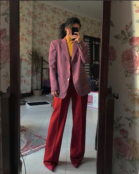 Vàng và đỏ: Xu hướng sắc màu nổi bật năm 2018